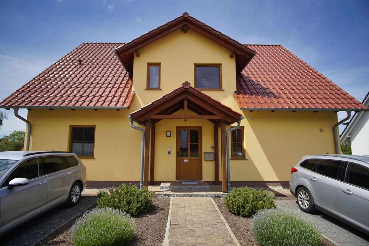 Ferienhaus De niege Wech Wohnung 02 mit Sauna- und Schwimmbadnutzung im AHOI Sellin Thiessow Exterior foto